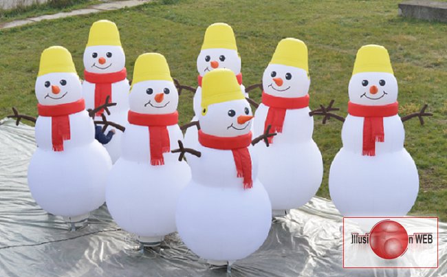 Надувные новогодние фигуры Inflatable Christmas Shapes